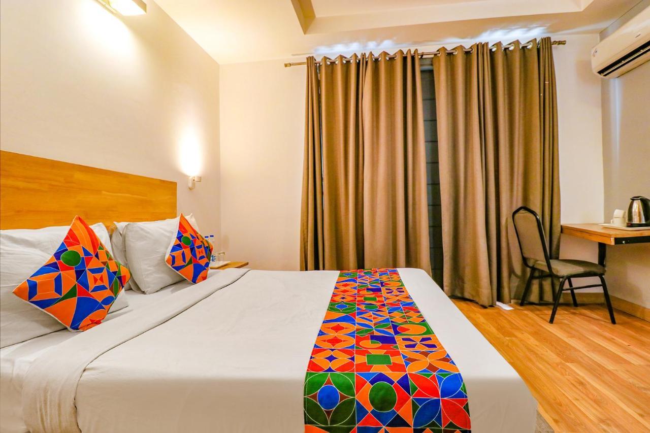 Hotel Fabhotel Majestic Jpm I New Delhi